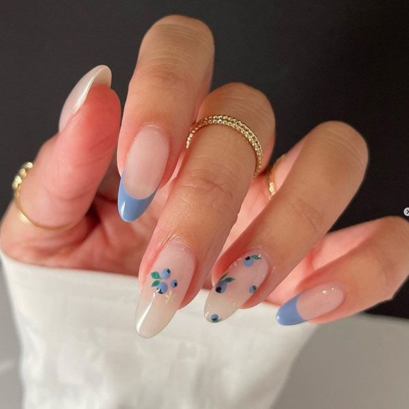 Glitter Hearts Almond Shape Nail