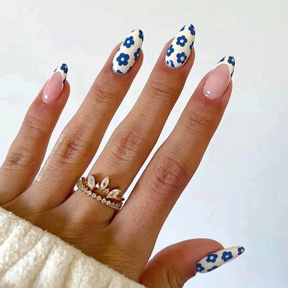 Glitter Hearts Almond Shape Nail