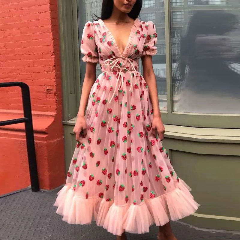 Sparkly Sequin Strawberry Midi Dress Ruffle Mesh Tulle Ball Gown sunifty Sparkly Sequin Strawberry Midi Dress Ruffle Mesh Tulle Ball Gown sunifty