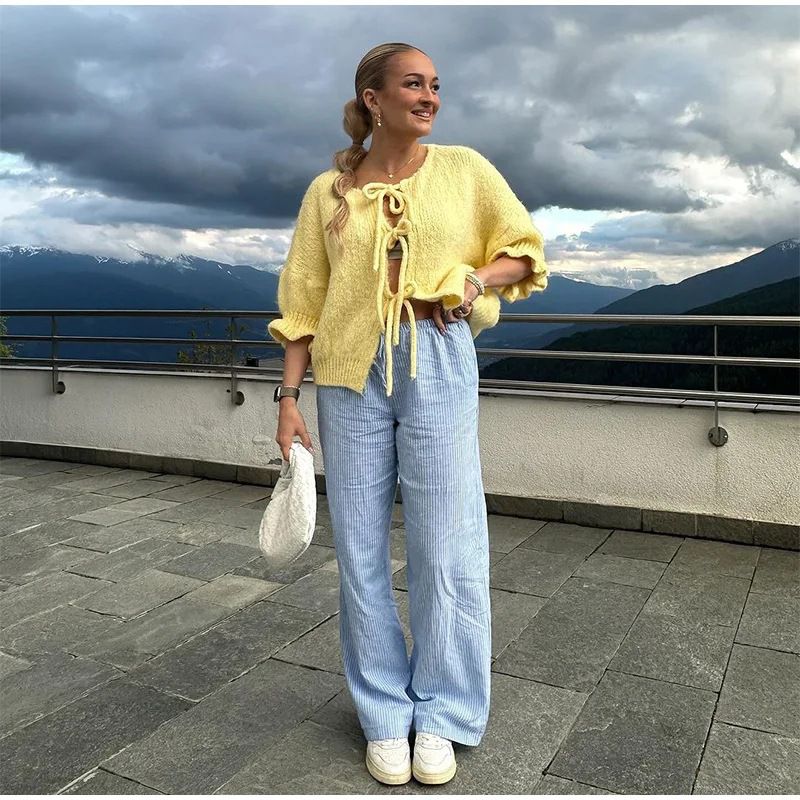 Flutter Sleer Knot Tie Front Up Cardigan Sweater