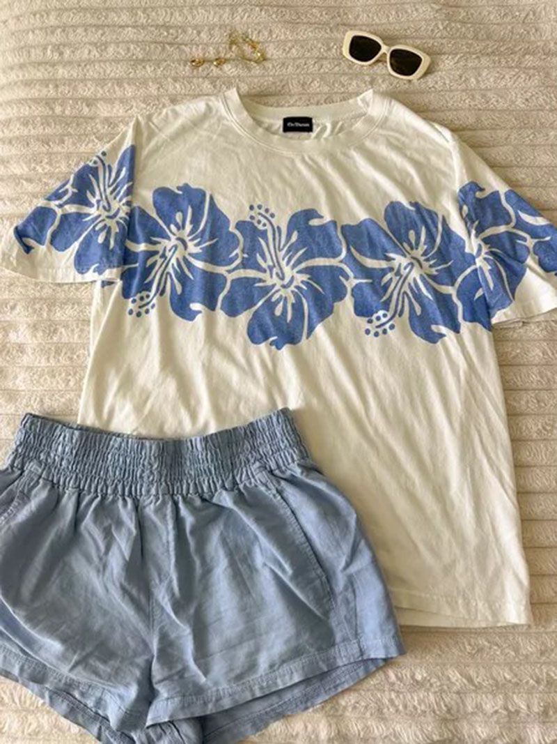 Hawaiian Hibiscus Flower Tee