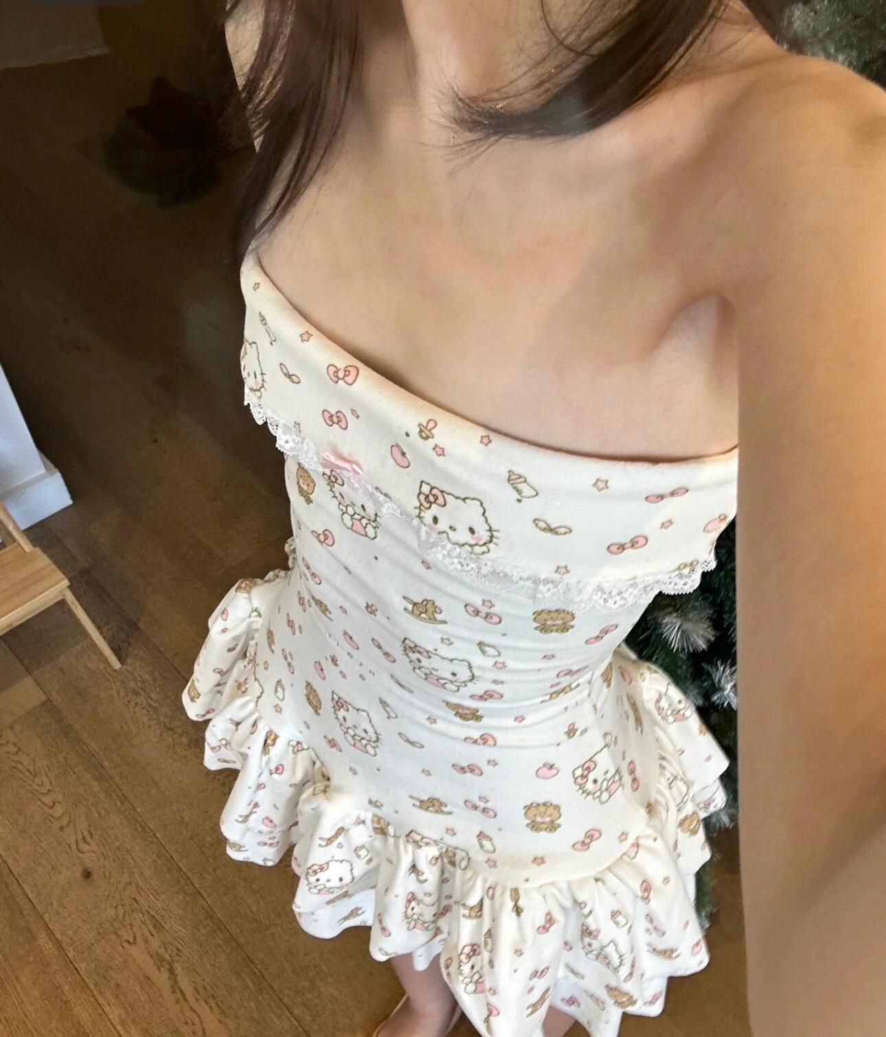 Cute Straplees Tiered Ruffle Party Dress