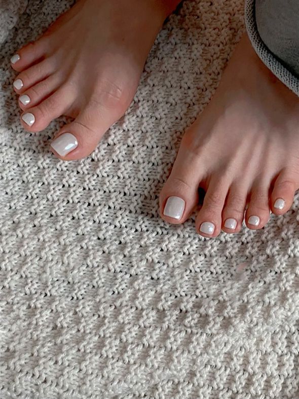 Shimmer White Summer Toe Acrylic Nails Manicure
