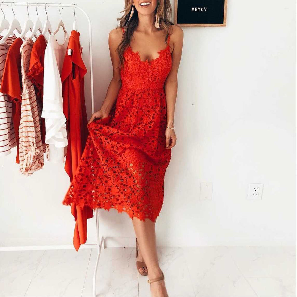 Scalloped Hem 3D Floral Guipure Embroidery Mesh Fit And Flare Midi Dress, S / Red Scalloped Hem 3D Floral Guipure Embroidery Mesh Fit And Flare Midi Dress, S / Red