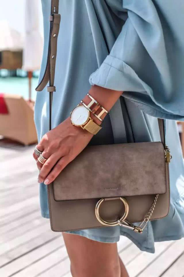 Chic Leather and Suede Shoulder Bag Handbag
