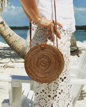 Round top woven bag
